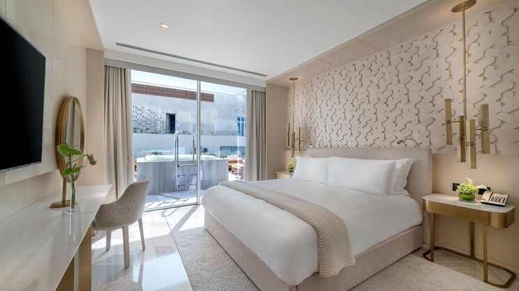 4 BED | Duplex w/Pool